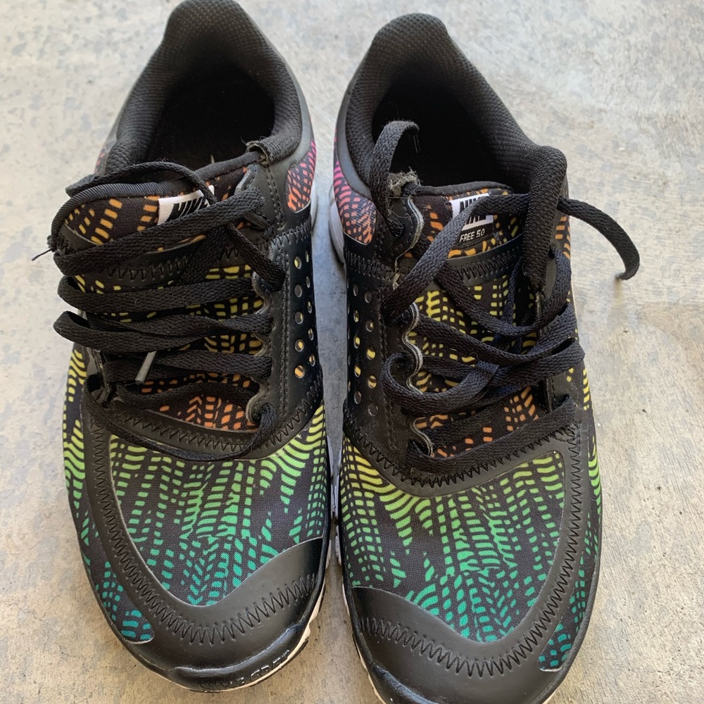 NIKE multi tennis shoe